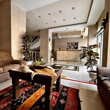 Hotel Seven Park 2*