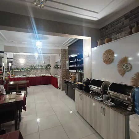 Seven Park Hotel